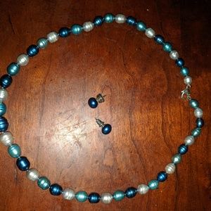 Honora Cultured Pearl necklace and matching earrin